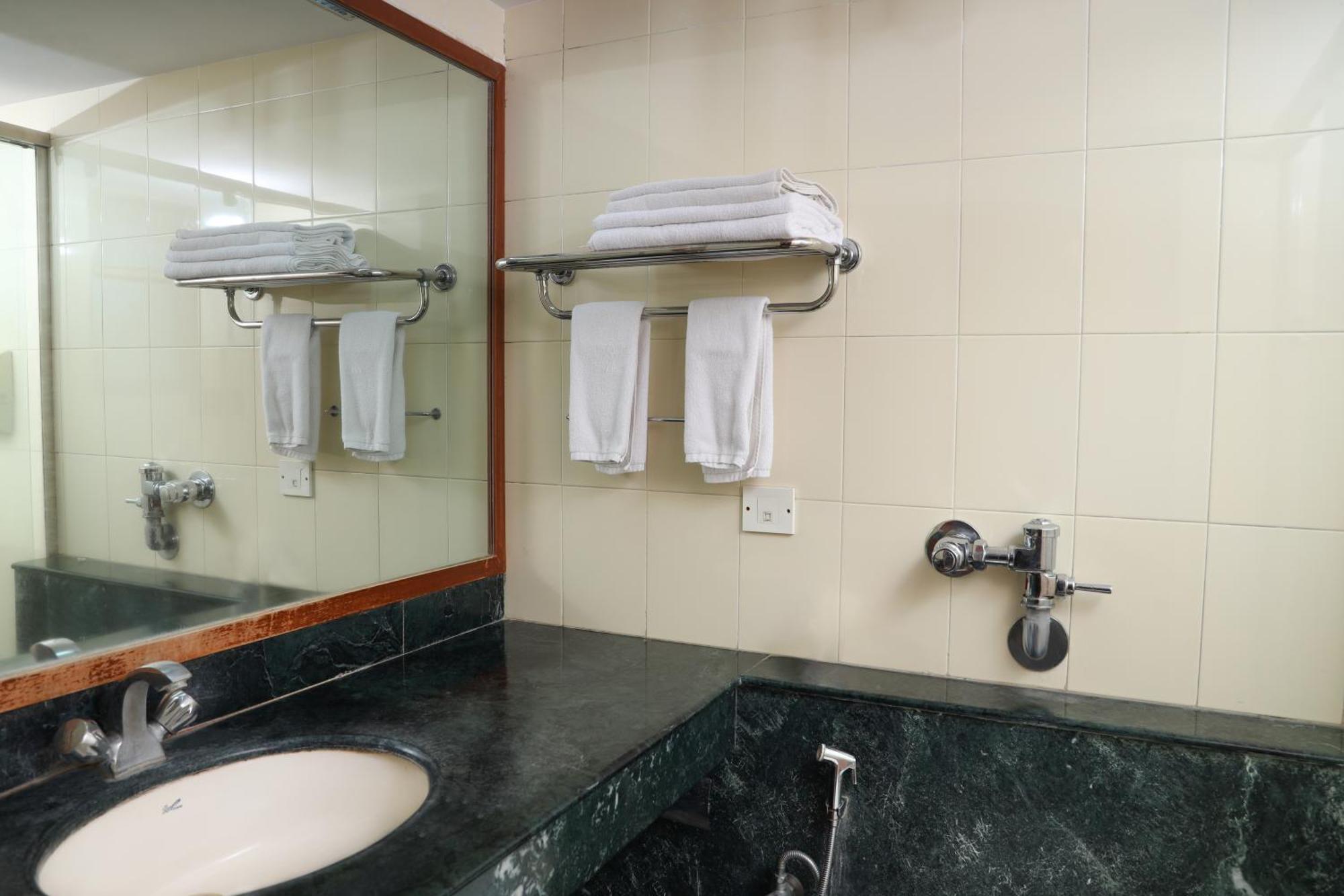 Bell Hotel Sivakāsi المظهر الخارجي الصورة